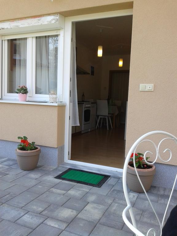 Apartment Viskovo Bagian luar foto